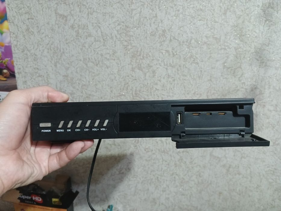 Спутниковый ресивер тюнер