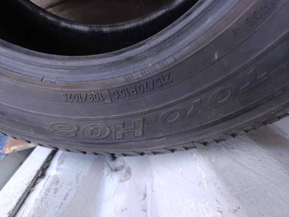 Шины 215. 70 R15