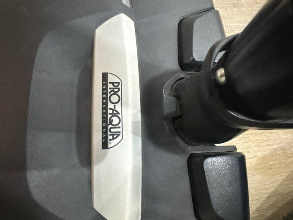 Срочно продам многофункциональный моющий пылесос  PRO-AQUA GERMANY