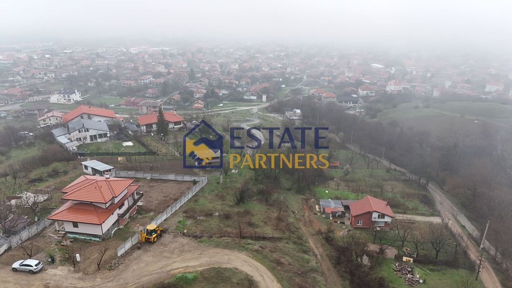 Парцел в Пловдив, област-с.Брестник площ 1131 цена 68000