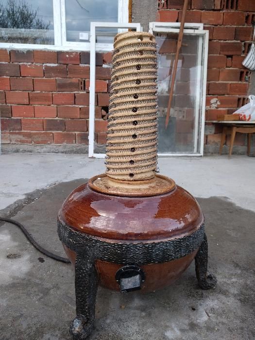 Продавам старинна печка "Труд Русе"