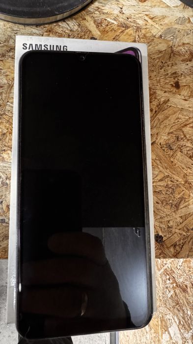 Продам телефон Samsung Galaxy A50 128 ГБ