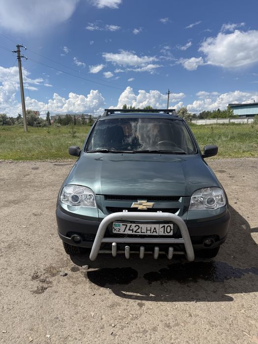Продам машину Cevrolet Niva