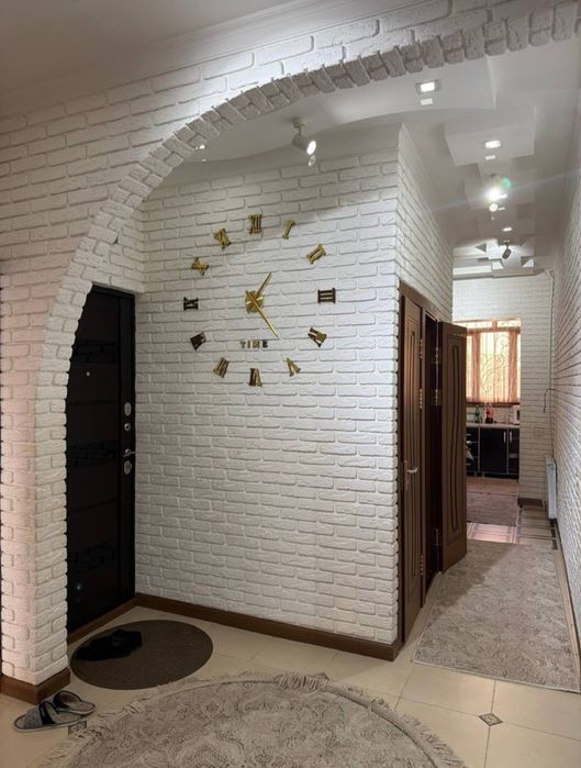 Продается срочно, 4/2/5 на мв.Феруза