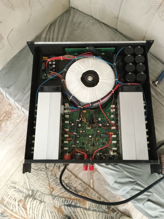 Super ocazie. Vlnd amplificator putere inpecabil și perfect functional