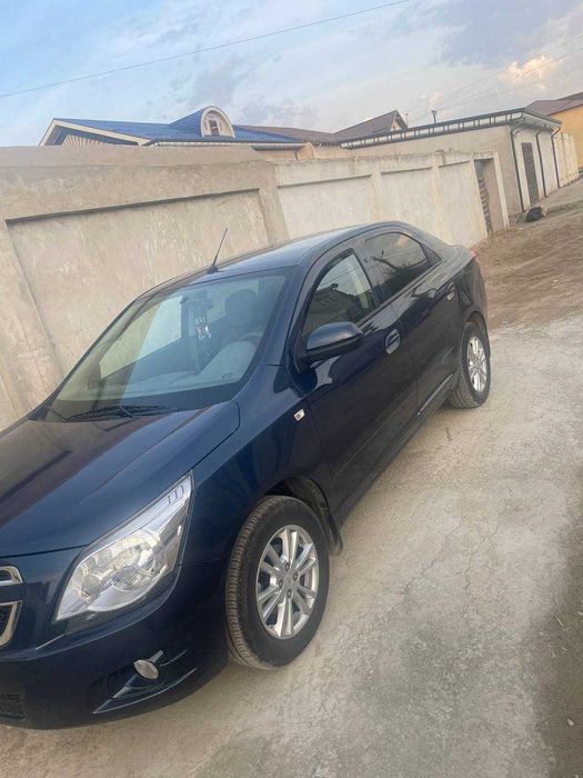 Chevrolet Cobalt 2023 — 4