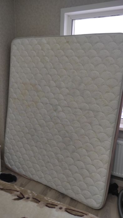 Продадим Матрас 160х200
