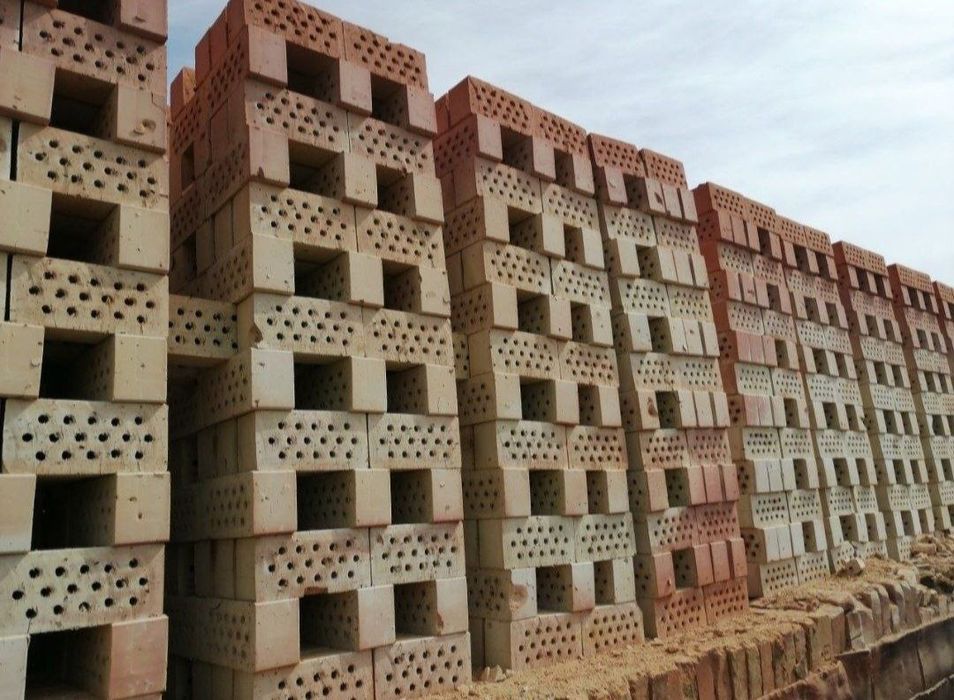 Xom gisht va pishkan gisht Пишкан гишт ва Хом гишт кирпич