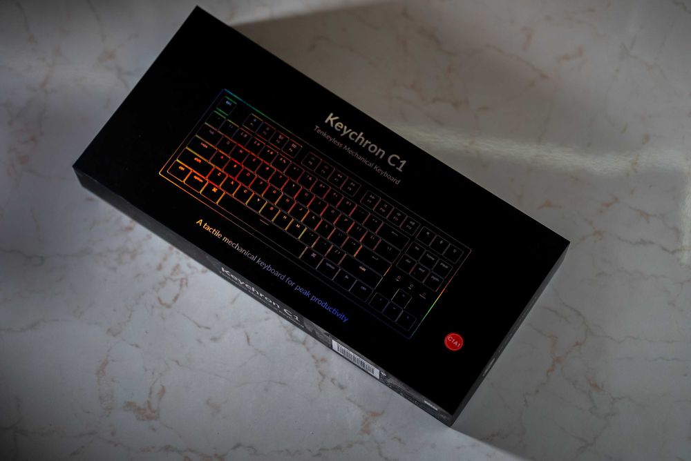 Keychron C1 (TKL) Механична Клавиатура - Бяла Подсветка, Като Нова!