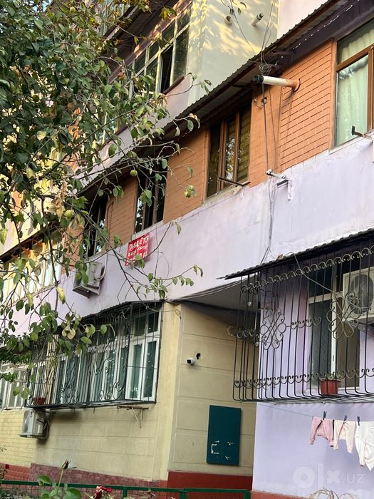 Продам 3х кв, в гор Янгиюль, своя