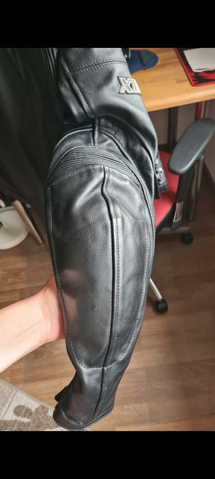 Geacă de piele, mărimea 52 ( L )