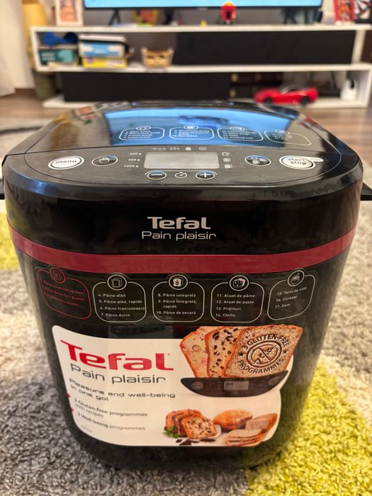 Mașină de făcut pâine Tefal Pain Plaisir – aproape nouă