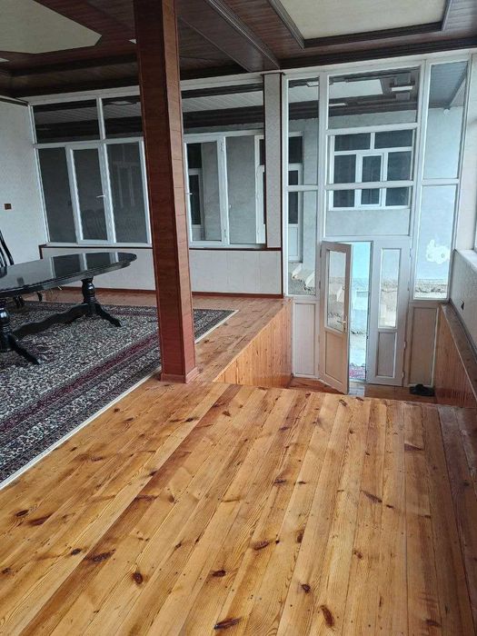 Yashashga tayyor uy sotiladi