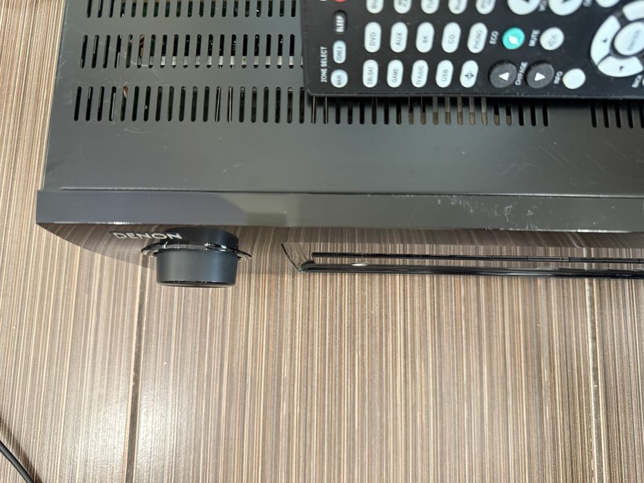 Denon AVR-X3300w Bluetooth Wi-Fi