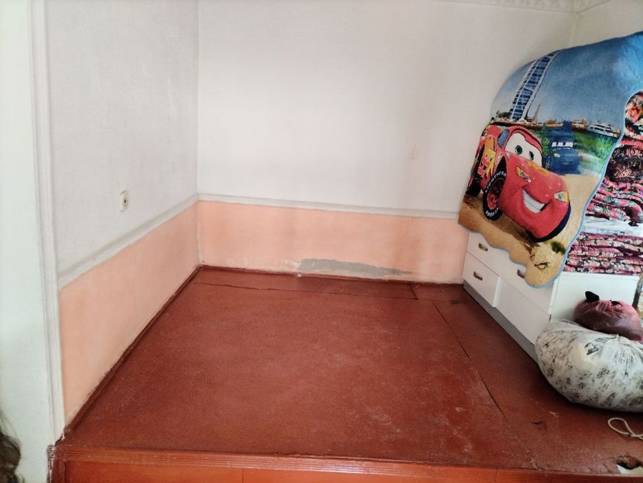 Уй сотилади срочнаа