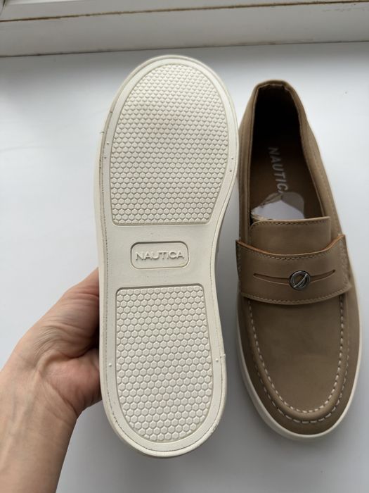 Лоферы женские новые