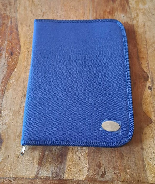 папка луксозна за документи с цип синя размер A4