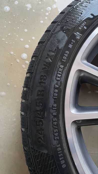 Оригинални джанти 18’ със зимни гуми за Мерцедес