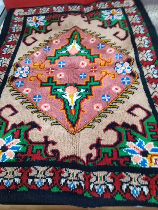 Ръчно изработени китеници няколко броя