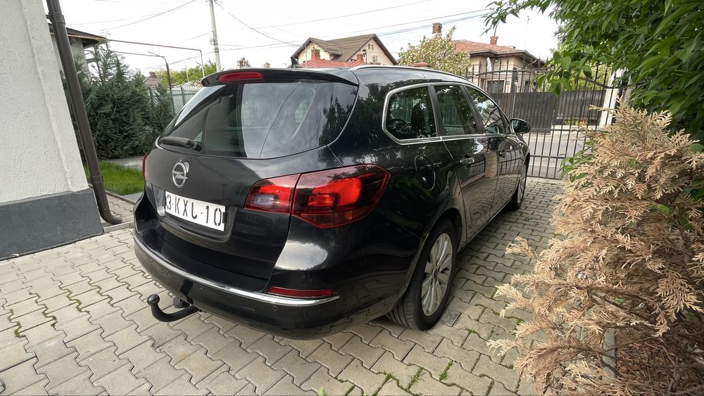 Opel Astra J  1.7Cdti Sports Tourer