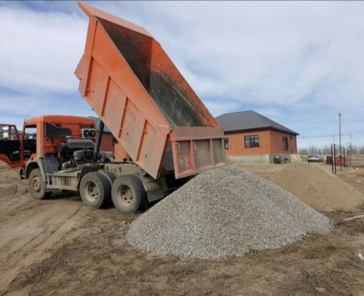 Продам песок щебень большими объёмами можно