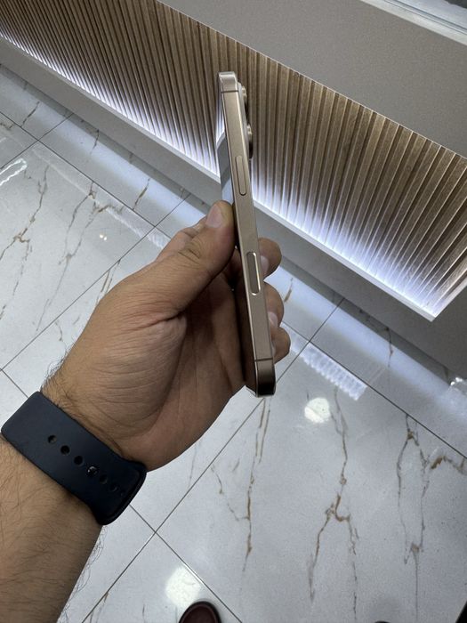Iphone 16 pro Yesm+Yesm LLA