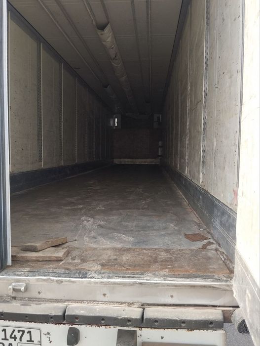 Сотувда Прицеп
 Schmitz Бутка 7-Стенка