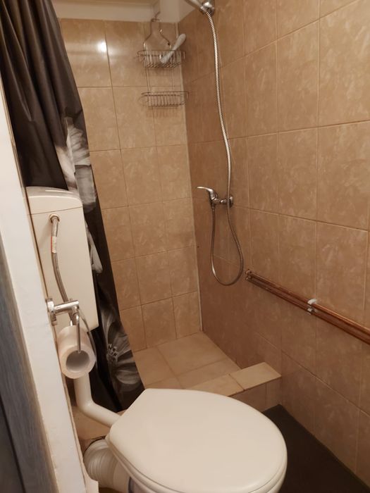 Închiriez garsoniera zona Traian
