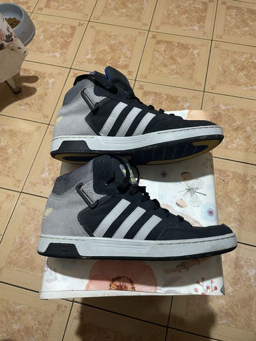 Adidas - marimea 44