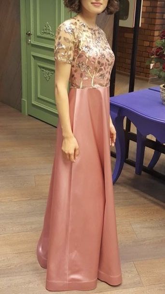 Платье вечернее