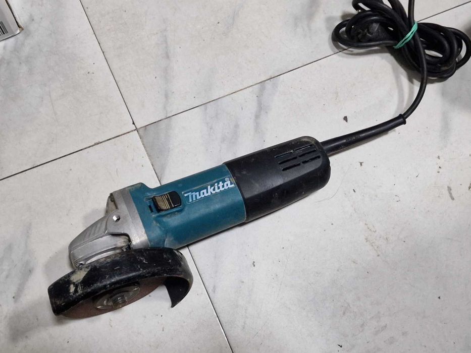 Ъглошлайф Makita 9558NBR