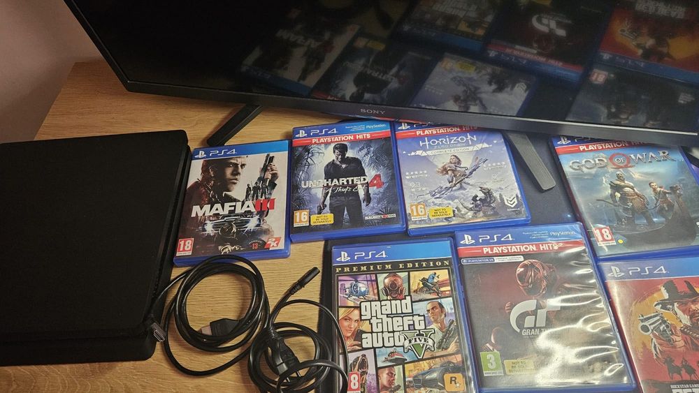 PlayStation 4 slim 1tb+jocuri exclusive+1 controller