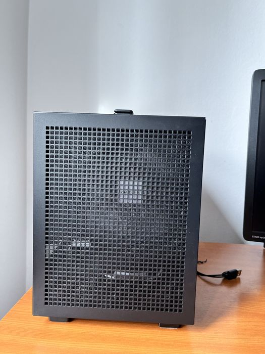 Carcasa Mini-ITX Deepcool Ch160 black