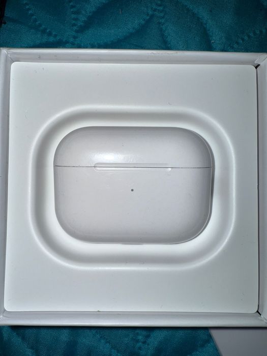 AirPods Pro 2nd generation lightning cable charger