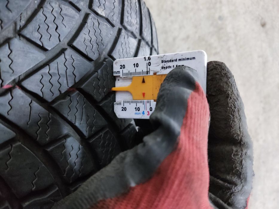 225 50 17 Зимни Bridgestone