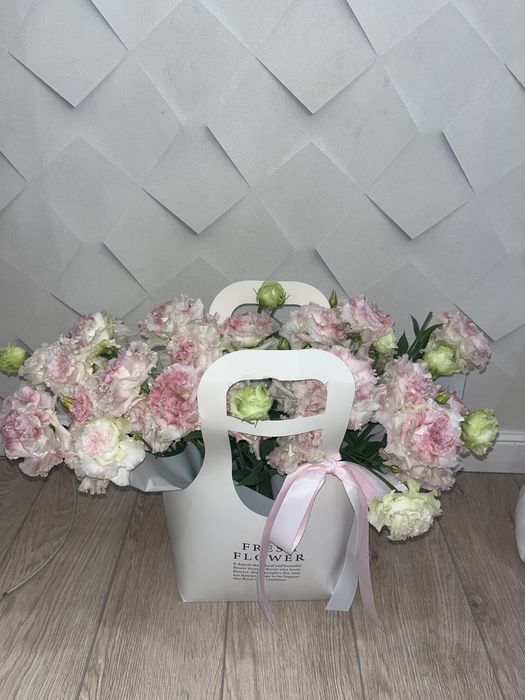 Продам букет из эустомы