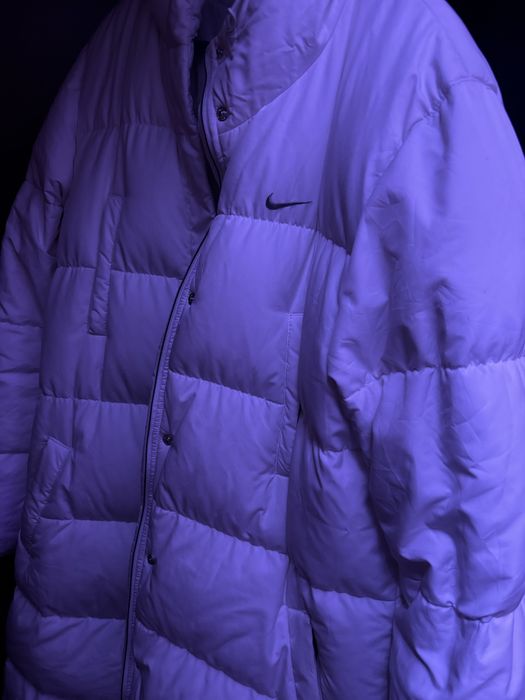 Продам зимнюю куртку NIKE,оригинал