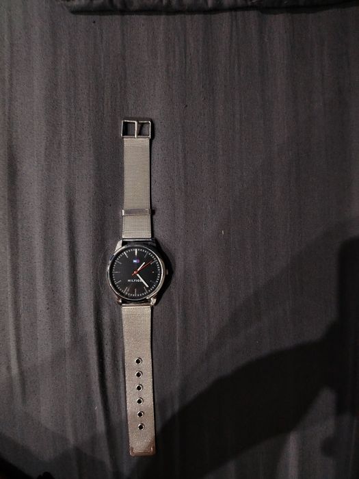 Наручные часы Tommy Hilfiger новые