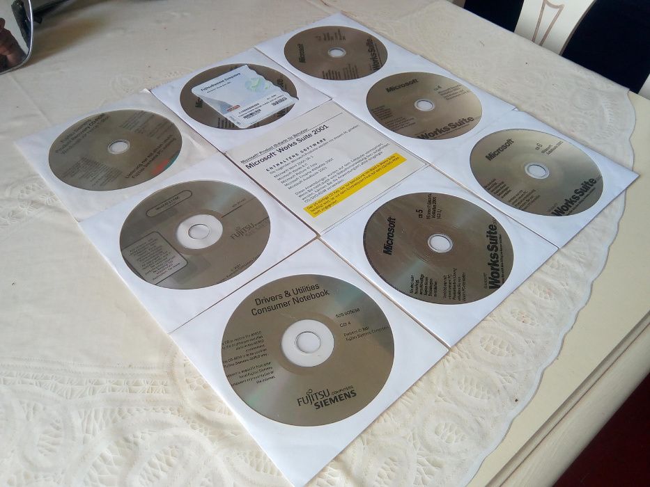licenta Microsoft Works Suite 2001