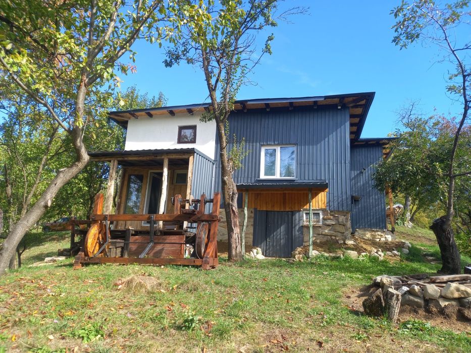 Casuta de inchiriat zona Valea Doftanei
