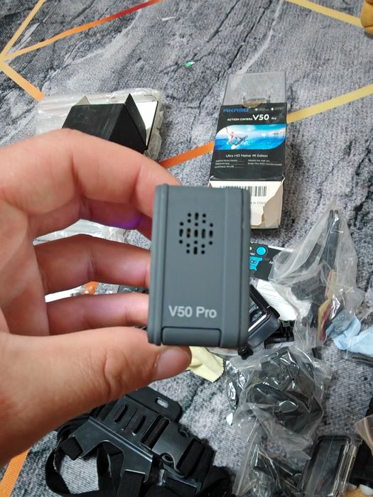 Продам экшен камеру akaso v50 pro