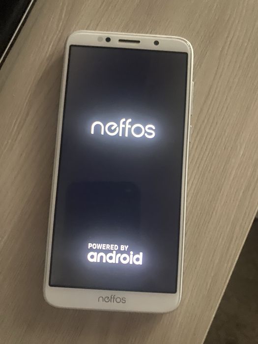 Neffos C9A в идеальном состоянии