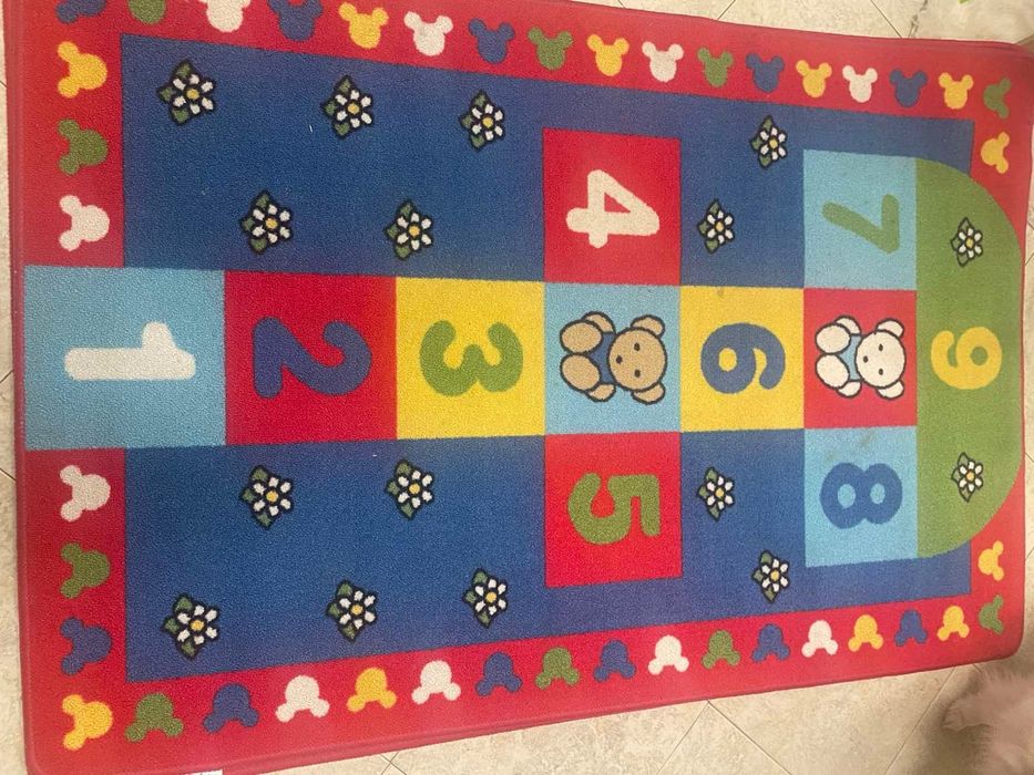 Два детски килима