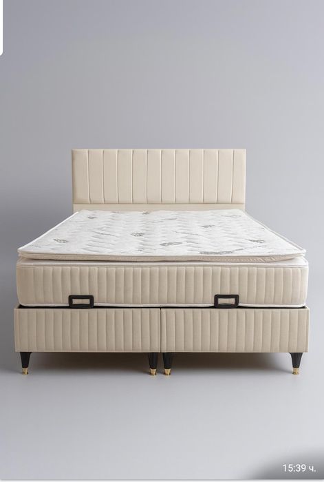 Спални и кревати с матраци за хотели и домове