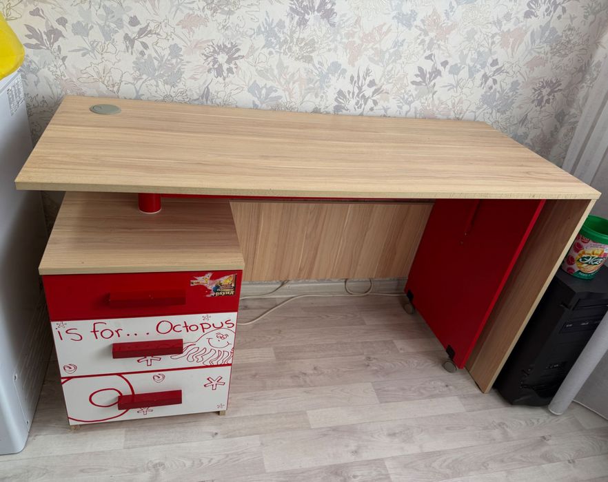 Продам детскую мебель