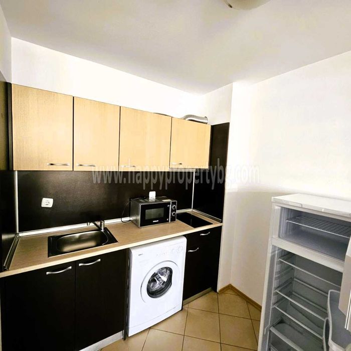 Продава се Двустаен апартамент в к.к. Слънчев бряг - 71 кв.м за 972 €/кв.м - Снимка #3