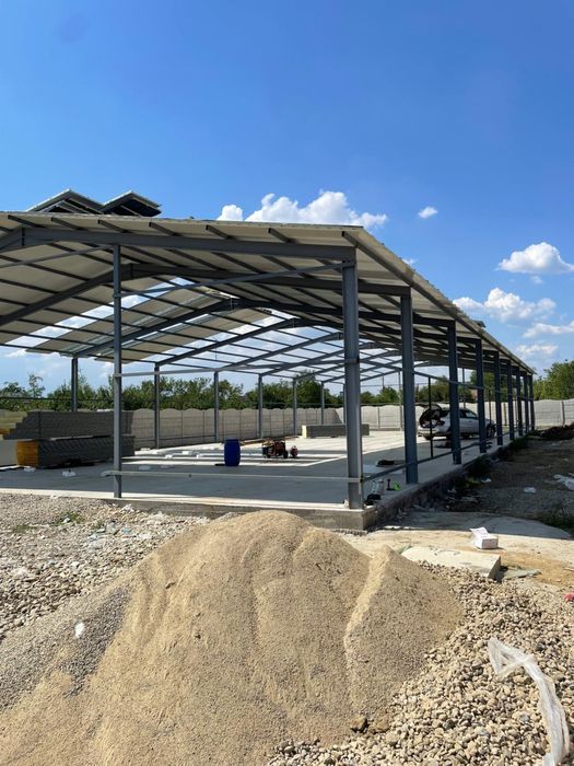 Structura metalica 13x33x4 acoperita cu panou de 6cm pentru service auto