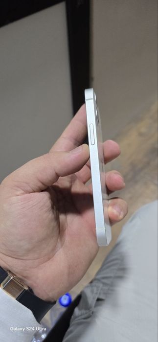 Iphone 12mini ochilmagan ideal