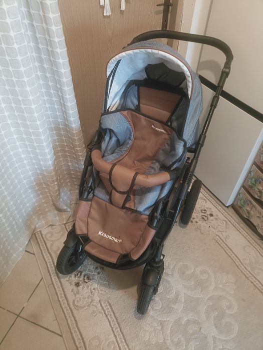 Cărucior Krausmann si sterilizator Philips Advent