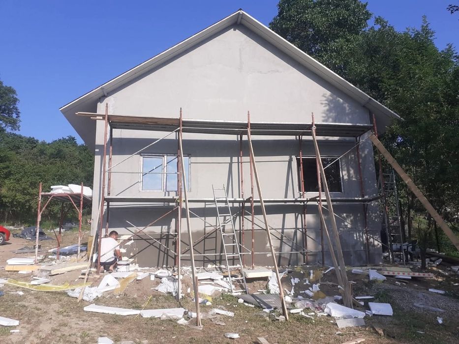 Vand case 6 x 8m pe structura metalica usoara